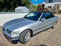Gebraucht BMW 318 Cabriolet 116 PS (85 kW) 1999 Silber Cabrio