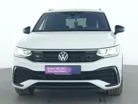 Gebraucht VW Tiguan R-line 200 PS (147 kW) 2023 Oryxweiss SUV