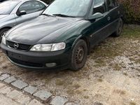 Gebraucht Opel Vectra 116 PS (85 kW) 1999 Grün Kombi