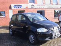 Gebraucht VW Fox 54 PS (39 kW) 2009 Schwarz Kleinwagen