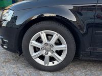 Gebraucht Audi A3 Ambiente 105 PS (77 kW) 2012 Schwarz Kleinwagen