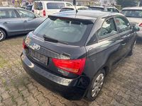 Second-hand Audi A1 Attraction 86 CP (63 kW) 2011 Negru Hatchback