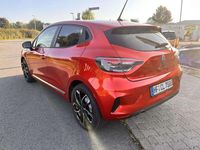 Używany Renault Clio V Evolution 91 KM (66 kW) 2024 Czerwony Hatchback