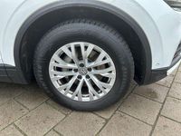 Gebraucht VW Touareg Basis 231 PS (169 kW) 2019 Weiß SUV