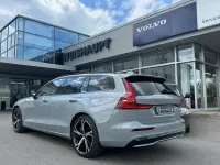 Gebraucht Volvo V60 Ultra 398 PS (292 kW) 2024 Vapour grey Kombi