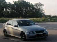 Gebraucht BMW 320 150 PS (110 kW) 2006 Grau Limousine