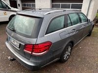 Gebraucht Mercedes E300 204 PS (150 kW) 2015 Grau Kombi