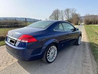 Gebraucht Ford Focus Cabriolet Titanium 145 PS (106 kW) 2007 Blau Cabrio