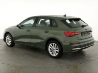 Neu Audi A3 150 PS (110 kW) 2026 Distrikt grün metallic Limousine