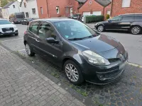 Gebraucht Renault Clio 88 PS (64 kW) 2005 Grau Kleinwagen