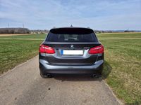 Gebraucht BMW 220 192 PS (141 kW) 2018 Grau Kombi