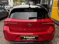 Używany Opel Astra Elegance 131 KM (96 kW) 2023 Czerwony Hatchback