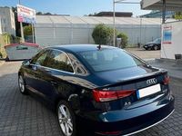 Gebraucht Audi A3 Comfort 116 PS (85 kW) 2019 Blau Limousine