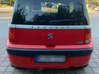 Gebraucht Peugeot 1007 88 PS (64 kW) 2006 Rot Van / Kleinbus