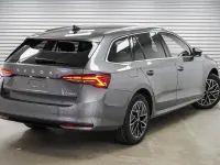 Neu Skoda Octavia Selection 150 PS (110 kW) 2025 Graphite grau metallic (5x) Kombi