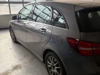Gebraucht Mercedes B200 136 PS (100 kW) 2018 Grau Kleinwagen