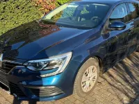Używany Renault Mégane Intens 101 KM (74 kW) 2017 Niebieski Sedan/Limuzyna