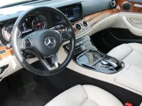 Gebraucht Mercedes E220 194 PS (142 kW) 2016 Blau Limousine