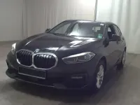 Gebraucht BMW 118 Advantage 150 PS (110 kW) 2023 Black sapphire metallic Kleinwagen