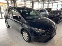 Gebraucht Mercedes T180 Progressive 116 PS (85 kW) 2024 Loparitschwarz Van / Kleinbus