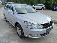 Gebraucht Skoda Octavia GreenLine 105 PS (77 kW) 2012 Brilliantsilber metallic Kombi