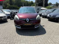 Gebraucht Renault Scénic Initiale Paris 110 PS (80 kW) 2014 Rot Van / Kleinbus
