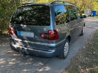 Gebraucht VW Sharan 150 PS (110 kW) 2009 Grau Van / Kleinbus