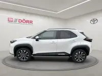 Gebraucht Toyota Yaris 130 PS (95 kW) 2024 Platinumweiß perleffekt Kleinwagen