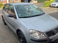 Gebraucht VW Polo 64 PS (47 kW) 2006 Silber Kleinwagen