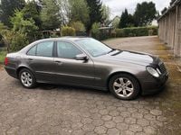 Gebraucht Mercedes E200 136 PS (100 kW) 2008 Grau Limousine
