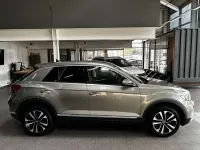 Gebraucht VW T-Roc United 150 PS (110 kW) 2020 Kurkumagelb metallic SUV