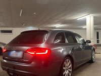 Gebraucht Audi A4 S-Line 204 PS (150 kW) 2012 Grau Kombi