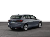 Gebraucht BMW 220 Active Tourer Luxury Line 156 PS (114 kW) 2025 Storm bay metallic Van / Kleinbus