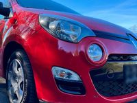 Gebraucht Renault Twingo 75 PS (55 kW) 2012 Rot Kleinwagen