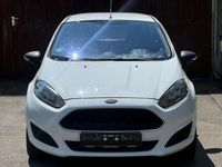 Gebraucht Ford Fiesta Titanium 105 PS (77 kW) 2017 Weiß Limousine