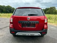 Gebraucht Dacia Logan MCV Stepway 101 PS (74 kW) 2020 Rot Limousine