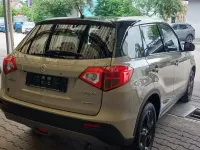 Gebraucht Suzuki Vitara 140 PS (102 kW) 2016 Beige SUV