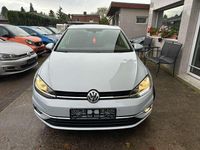 Gebraucht VW Golf VII Sound 110 PS (80 kW) 2018 Silber Kleinwagen