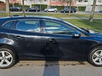 Gebraucht Volvo V40 You! 114 PS (83 kW) 2014 Schwarz Limousine