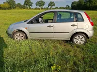 Gebraucht Ford Fiesta 70 PS (51 kW) 2003 Silber Kleinwagen