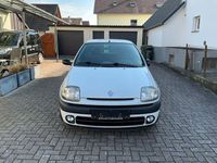 Gebraucht Renault Clio II 75 PS (55 kW) 2000 Weiß Limousine