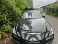 Używany Mercedes E220 170 KM (125 kW) 2011 Czarny Sedan/Limuzyna