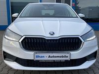 Gebraucht Skoda Fabia Active 65 PS (47 kW) 2022 Bila candy/candyweiss Kleinwagen