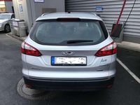 Gebraucht Ford Focus Ambiente 95 PS (69 kW) 2013 Grau Kombi