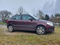 Gebraucht Skoda Fabia Ambiente 60 PS (44 kW) 2011 Rot Limousine