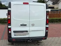 Gebraucht Opel Vivaro 121 PS (88 kW) 2018 Weiß Van / Kleinbus