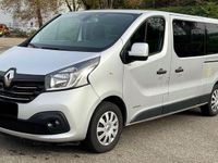 Second-hand Renault Trafic 125 CP (91 kW) 2015 Argintiu Monovolum