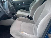 Gebraucht Renault Clio II 75 PS (55 kW) 2003 Blau Kleinwagen