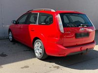 Usata Ford Focus 109 CV (80 kW) 2010 Rosso Station wagon