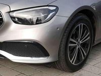 Gebraucht Mercedes E220 Avantgarde 200 PS (147 kW) 2022 Mojavesilber Limousine